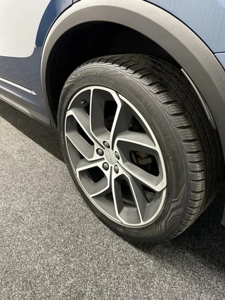 Lynk & Co 01 Lynk & Co 01 1.5 261PK Plug-in Hybrid |Pano|AppleCarplay|Adaptive Cruise| - afbeelding nr 11