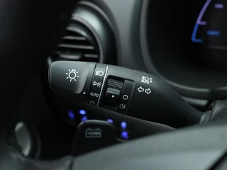 Hyundai Kona Hyundai Kona EV Premium 64 kWh | Navigatie | Camera | Stoelventilatie - afbeelding nr 26