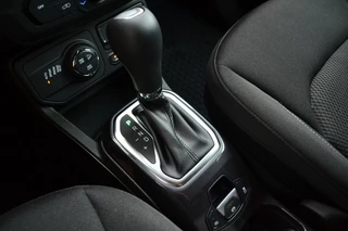 Jeep Renegade Jeep Renegade 4xe 240 Hybrid S Navi/Camera/LED/ACC/19'' inch - afbeelding nr 35