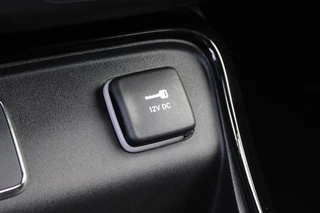 Jeep Compass Jeep Compass 1.4 140PK MultiAir LIMITED | AFNEEMBARE TREKHAAK | ELEKTRISCH BEDIENBARE STOELEN MET GEHEUGENFUNCTIE | LEDEREN BEKLEDING | NAVIGATIE | KEYLESS ENTRY/START | CRUISE CONTROL | DAB+ RADIO | ACHTERUITRIJ CAMERA | DODEHOEK DETECTIE | BEATS AUDIO SYSTEM | CLIMATE CONTROL | - afbeelding nr 36