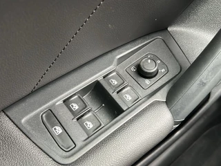 Volkswagen Tiguan Volkswagen Tiguan 1.4 TSI DSG LIFE E-HYBRID PANO-DAK/CAMERA/LEDER/MEMORY/NAVI/ACC/CARPLAY/STOELVERW - afbeelding nr 24