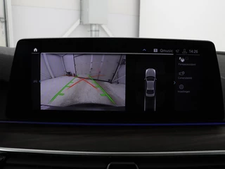 BMW 5 Serie BMW 5-serie 530e iPerformance M-sport | Schuifdak | Camera | Alcantara | Stoelverwarming | Carplay | Elektrische sportstoelen | Full LED | Navigatie | Live Cockpit - afbeelding nr 19