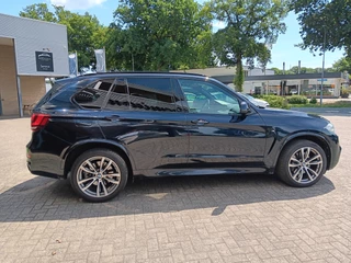 BMW X5 BMW X5 xDrive35i 306pk High Executive|M-pakket|Carbonzwart|Trekh|20inch|Camera|SUPER onderhouden!! - afbeelding nr 6
