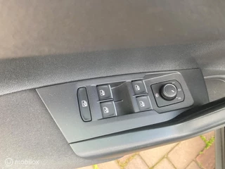 Volkswagen Polo Volkswagen Polo 2.0 TSI GTI VOL OPTIES ALS NIEUW - afbeelding nr 13
