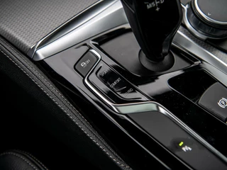 BMW 5 Serie BMW 5-serie Touring 520d 191PK M-Sport Panorama Leder Led Sportstoelen Origineel NL - afbeelding nr 18