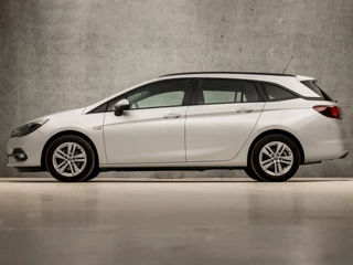Opel Astra 146Pk Automaat (APPLE CARPLAY, NAVIGATIE, CLIMATE, CAMERA, SPORTSTOELEN, LM VELGEN, PARKEERSENSOREN, CRUISE, NIEUWSTAAT) - afbeelding nr 2