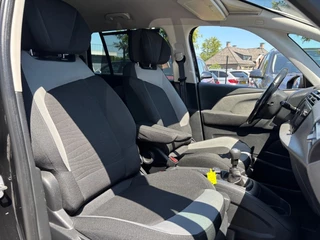 Citroën Grand C4 Picasso Citroën Grand C4 Picasso 1.2 Zwart 2016 7-Persoons Trekhaak - afbeelding nr 12