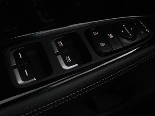 Kia Niro Kia Niro 1.6 GDi PHEV ExecutiveLine | Schuifdak |  Stoelventilatie | Leder | JBL Sound | Carplay | Stuur & achterbankverwarming | Adaptive cruise | Navigatie | Full LED | Keyless - afbeelding nr 37