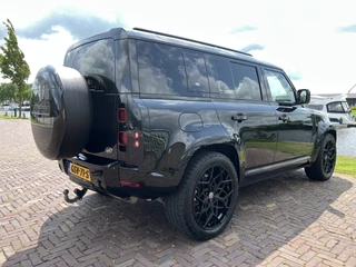 Land Rover Defender Land Rover Defender 110 2.0 P400e 110 X Dynamic 50% deal 43.475,- ACTIE 22 inch Urban / Meridian / Stoel verkoeling-verwarming / 360° camera / Stuur verwarming - afbeelding nr 11