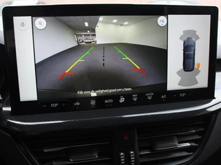 Ford Focus Ford Focus Wagon 1.0 EcoBoost Hybrid ST Line Navigatie Climate Control Led Dab Camera Parkeer sensoren Cruise Control Lichtmetalen velgen - afbeelding nr 3