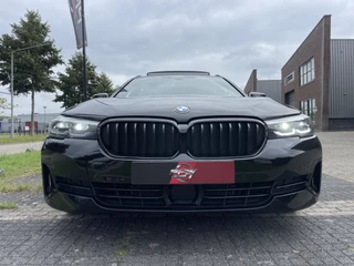 BMW 5 Serie PANO/H&K/LEER+MASSAGE+COMFORT/ACC/18