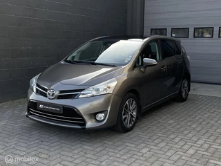 Toyota Verso 1.8 VVT-i CVT Automaat | 7-Persoons | Trekhaak |