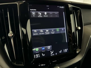 Volvo XC60 Volvo XC60 2.0 T8 Twin Engine AWD Inscription Pano Leer Trek - afbeelding nr 47