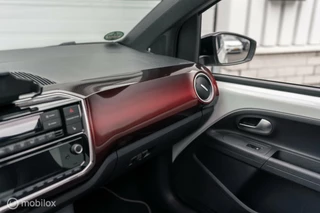 Volkswagen up! Volkswagen UP! 1.0 TSI GTI PANO BEATS CAMERA SFEER CLIMA VOL - afbeelding nr 31