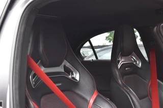 Mercedes-Benz A-Klasse Mercedes-Benz A-klasse AMG 45 4MATIC Dynamic Pakket Race H&K Memory Magno 19