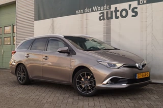 Toyota Auris Toyota Auris Touring Sports 1.8 Hybrid Pro Executive -LEER-PANO- - afbeelding nr 3