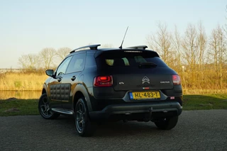 Citroën C4 Cactus Citroen C4 Cactus 1.2 82PK Shine | Noir Obsedien | Camera/PDC/NAV/Trekhaak - Keurig! - afbeelding nr 8