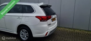 Mitsubishi Outlander Mitsubishi Outlander 2.4 PHEV Pure 4x4 / CAMERA / 1EIG - afbeelding nr 3