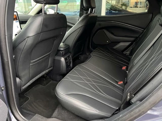 Ford Mustang Mach-E Ford Mustang Mach-E RWD 75 kWh | Rondomzichtcamera | Lederen Bekleding | Trekhaak | LED | Stoelverwarming | Stuurwielverwarming | B&O Audio | Apple Carplay/Android Auto | - afbeelding nr 19