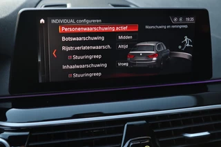 BMW 5 Serie BMW 5-serie Touring 540i xDrive / PANODAK / Soft Close / CAMERA / HUD / KEYLESS - afbeelding nr 18