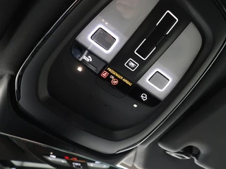 Volvo S60 Volvo S60 T6 PLUG-IN HYBRID LONG RANGE PLUS DARK SCHUIFDAK HARMAN KARDON 3 - afbeelding nr 33