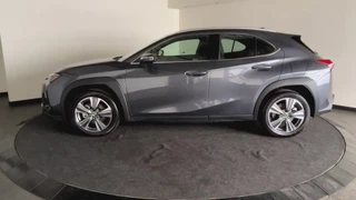 Lexus UX 300e Luxury Line 73 kWh | 45% korting