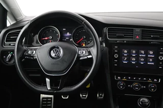 Volkswagen Golf Volkswagen Golf 1.0 TSI Comfortline (PARKEERSENSOREN, CRUISE ADAPTIEF, NAVIGATIE, STOELVERWARMING) - afbeelding nr 4