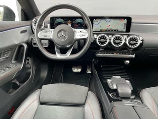 Mercedes-Benz CLA Mercedes CLA-klasse 200 AMG-Line|Pano|Sfeer|Camera|CarPlay - afbeelding nr 9