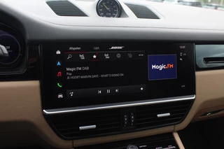 Porsche Cayenne Porsche Cayenne 3.0 E-Hybrid Platinum Edition / Trekhaak / Panoramadak / 360Camera / 22'' / Matrix LED / Luchtvering / Sportdesign / Sportchrono / Keyless / Stoelventilatie / Stuurverwarming / Dodehoek / DAB / ACC - afbeelding nr 26