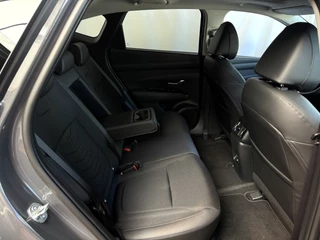 Hyundai Tucson Hyundai Tucson NIEUWE AUTO 1.6 T-GDI PHEV 252PK PANORAMA CAMERA CARPLAY STOELVERW. V+A PLUG IN HYBRIDE - 5 JAAR GARANTIE - afbeelding nr 49