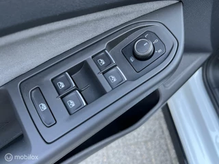 Volkswagen Golf Volkswagen Golf 1.5 eTSI R-Line PANO*CAMERA*ACC*NAVI*PDC* - afbeelding nr 24