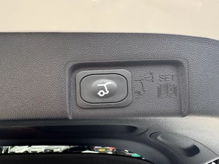 Ford Puma Ford Puma 1.0 EcoBoost Hybrid ST-Line X 155pk Automaat | Panoramadak | Afneembare trekhaak | Winter Pack | Adaptive cruise control | 360 graden camera | Bang&Olufsen | Elektrsiche achterklep | Matrix LED - afbeelding nr 10