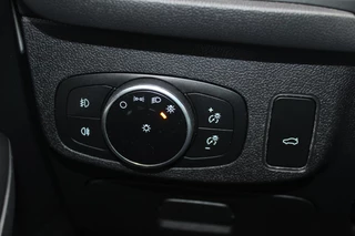 Ford Focus Ford Focus Wagon 1.5 EcoBoost 182 PK ST Line Business | LED | Winterpack | BLIS | Adaptieve Cruise Control | Camera | Electrische achterklep | Headup Display | DAB | Leder/Stof | 50DKM! - afbeelding nr 12