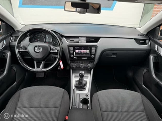 Škoda Octavia Skoda Octavia Combi 1.2 TSI Greentech Ambition Businessline - afbeelding nr 11