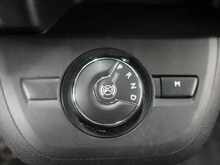 Opel Vivaro Opel Vivaro 2.0 BlueHDi 145PK L2 Automaat Airco Navigatie Trekhaak Side Bars Betimmering Laadruimte - afbeelding nr 20