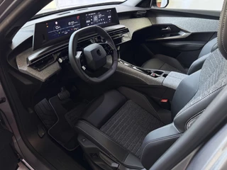 Peugeot 3008 Peugeot 3008 1.2 HYBRID 145e ALLURE AUT. CARPLAY AFN.TREKHAAK NAVI STOELVERW KEYLESS 05/2025 - afbeelding nr 3
