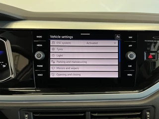 Volkswagen Polo Volkswagen Polo 1.0 TSI AUT 85KW Goal Navigatie Apple Carplay/ Android Auto Adaptive Cruise Control Parkeersensoren Stoelverwarming Virtual Cockpit Climate Control - afbeelding nr 23