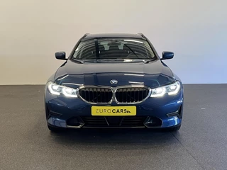 BMW 3 Serie BMW 3-serie Touring 320e Sportline Aut-8 Panoramadak HUD Laser Licht Adaptive Cruise Trekhaak Leder Navi PDC VA - afbeelding nr 2