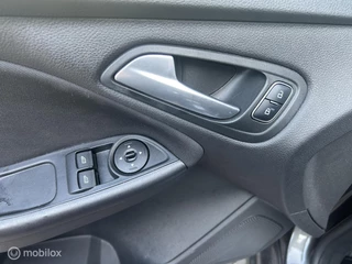 Ford Focus Ford Focus 1.0 ST-Line * AIRCO * LM VELGEN * A-SPOILER * - afbeelding nr 15