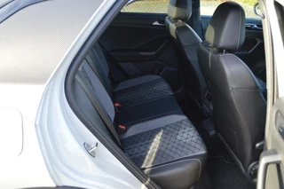 Volkswagen T-Roc Volkswagen T-Roc 1.5 TSI R-Line Edition Black Style panoramadak/trekhaak - afbeelding nr 88