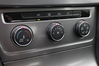 Volkswagen Golf Volkswagen Golf 1.0 TSI Edition Airco, Navigatie, Bluetooth, Elektrisch Pakket, USB/AUX, 15'' - afbeelding nr 36