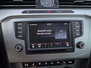 Volkswagen Passat Volkswagen Passat Variant 1.6 TDI Highline PANO DSG trekhaak - afbeelding nr 15