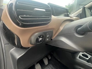 Citroën C4 Cactus Citroën C4 Cactus 1.6 BlueHDi Busines Bluetooth Navigatie Camera - afbeelding nr 18