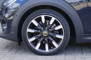 MINI Electric Mini Cooper S Electric Yours 33 kWh / Dealerauto / PANO / Harman Kardon / Camera / Stoelvw / Head up - afbeelding nr 19