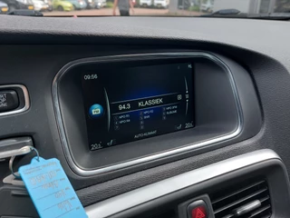 Volvo V40 Volvo V40 2.0 D2 R-Design Business | Origineel NL | Navi | Bi-Xenon | Clima | Cruise | Leder+Alcantara | Stoelverwarming | Pdc | Licht+Regensensor | 16''lm | Voorruitverwarming - afbeelding nr 11