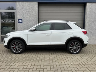 Volkswagen T-Roc Volkswagen T-Roc 1.5 TSI Sport Pano/Virtual/Adap.Cruise/Camera/Stuur+StoelVerw/CarPlay/Alarm - afbeelding nr 5