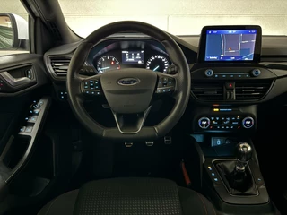 Ford Focus Ford Focus 1.5 EcoBoost ST Line Pano ACC CarPlay Winterpack - afbeelding nr 28