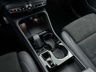 Volvo XC40 Volvo XC40 1.5 T5 Recharge R-Design - afbeelding nr 9