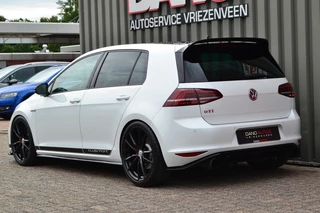Volkswagen Golf Volkswagen Golf 2.0 TSI GTI Clubsport 265PK Dynaudio/Camera/19''/DSG - afbeelding nr 3