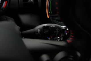MINI Cooper Mini Mini 1.5 Cooper Chili Serious Business | John Cooper Works Chili Pakket | Keyless Entry | lederen bekleding | Navigatie | Parkeersensoren | verwarmde voorstoelen - afbeelding nr 27